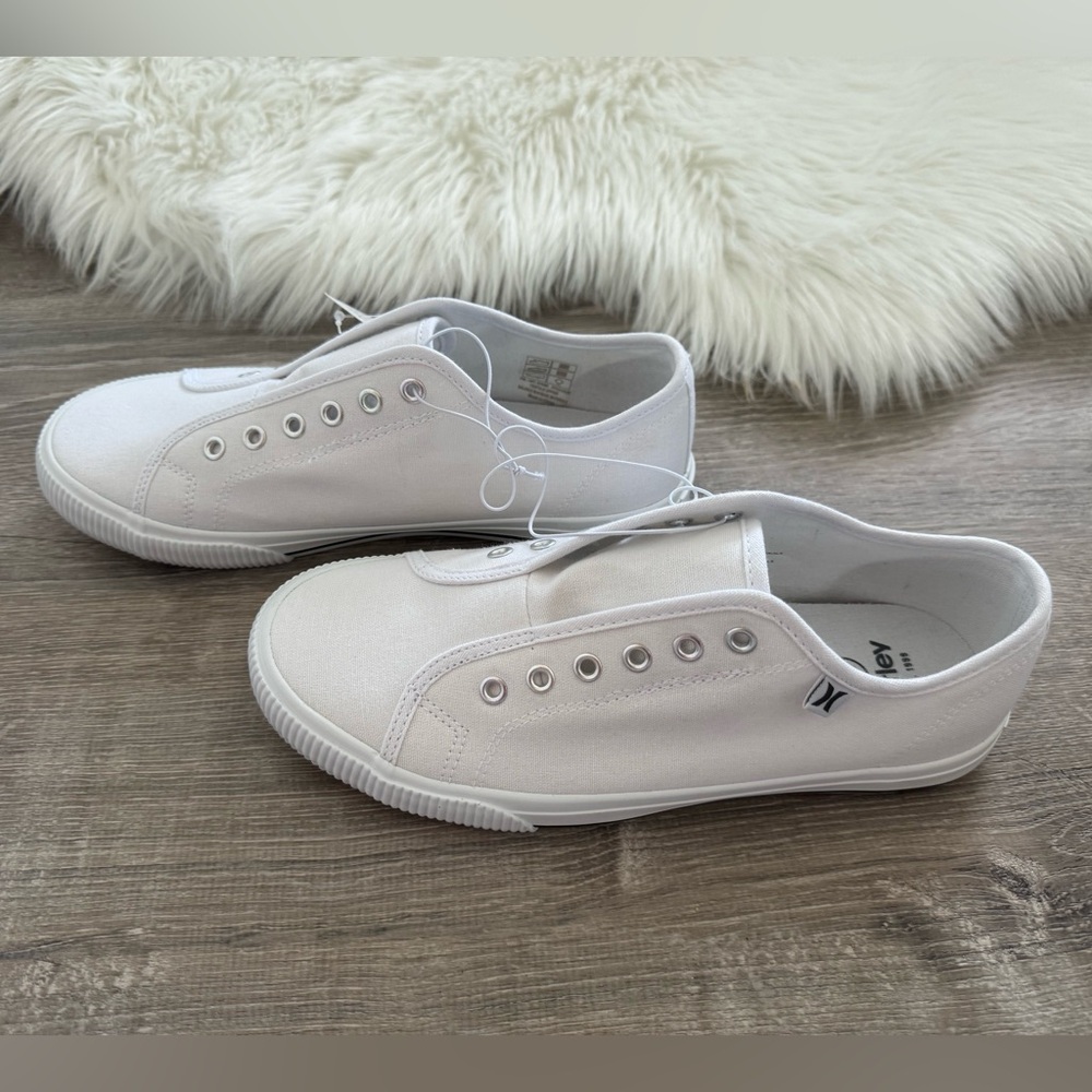 👟💕🤍HURLEY Women's Slip On No Laces Sneakers White Size 7.5 - Picture 6 of 8